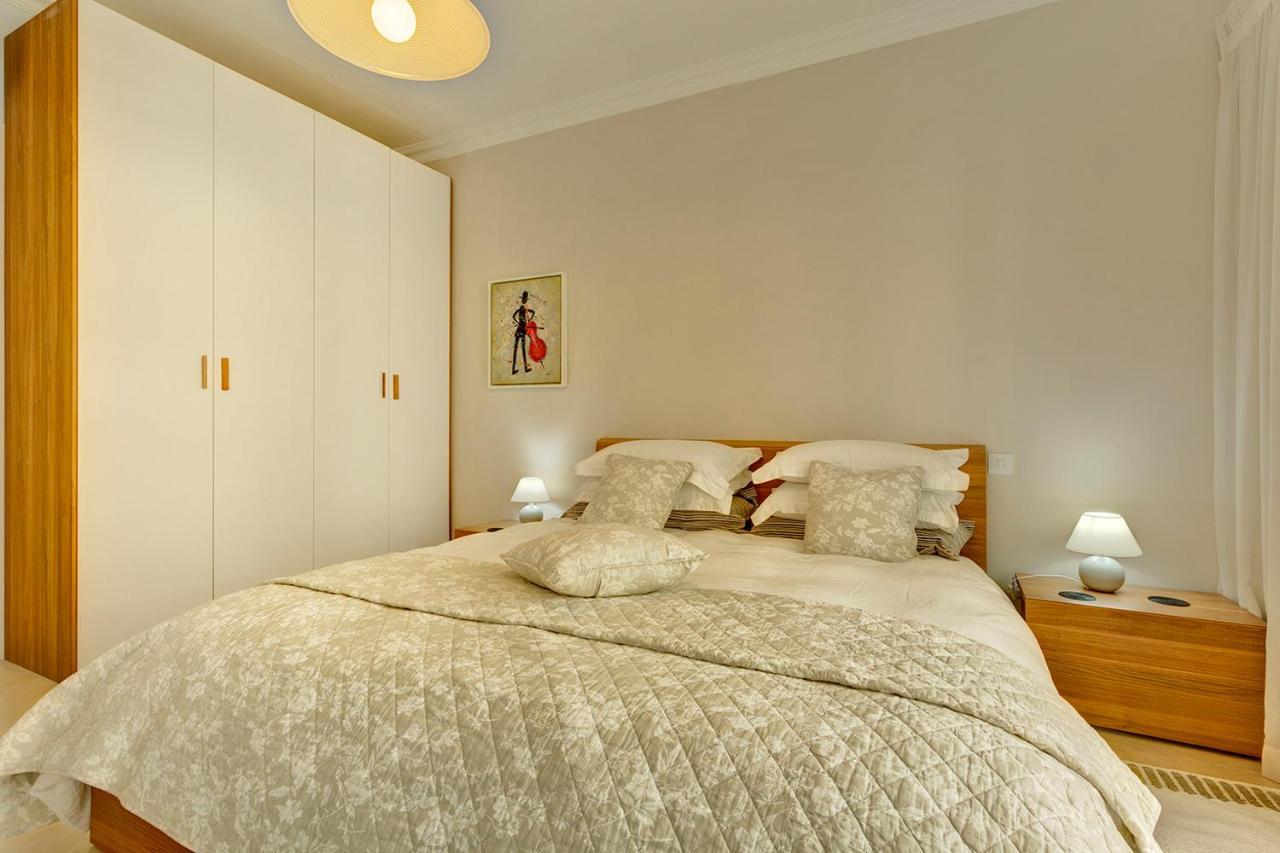 Luxury Apartment Inc Pool & Views Слима Екстериор снимка